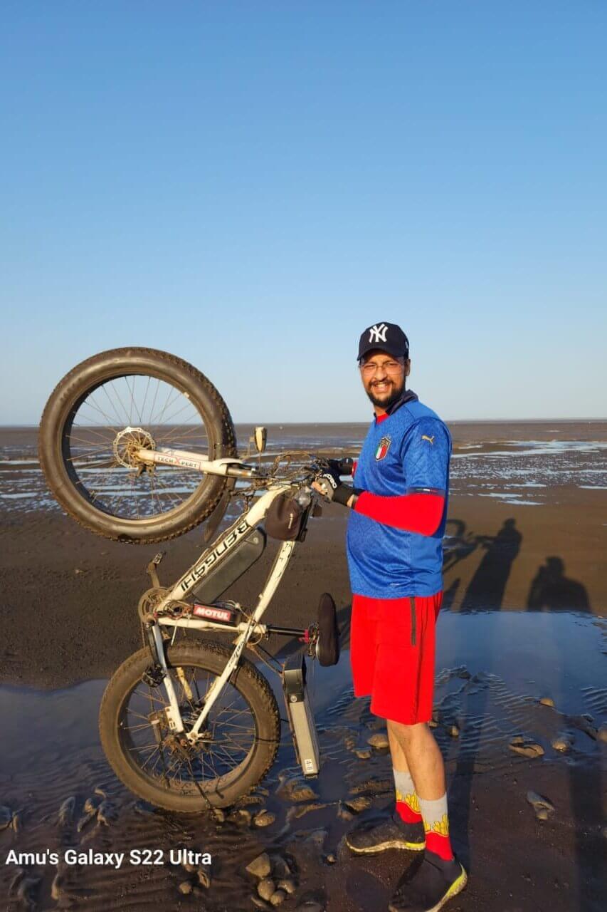 Amitej SIngh with Fat Bike E bike